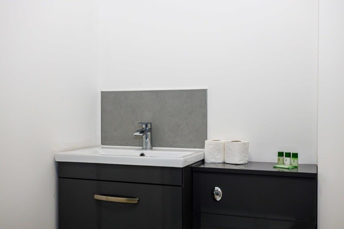 Contemporary 1 Bed Apartment Central Bolton Esterno foto