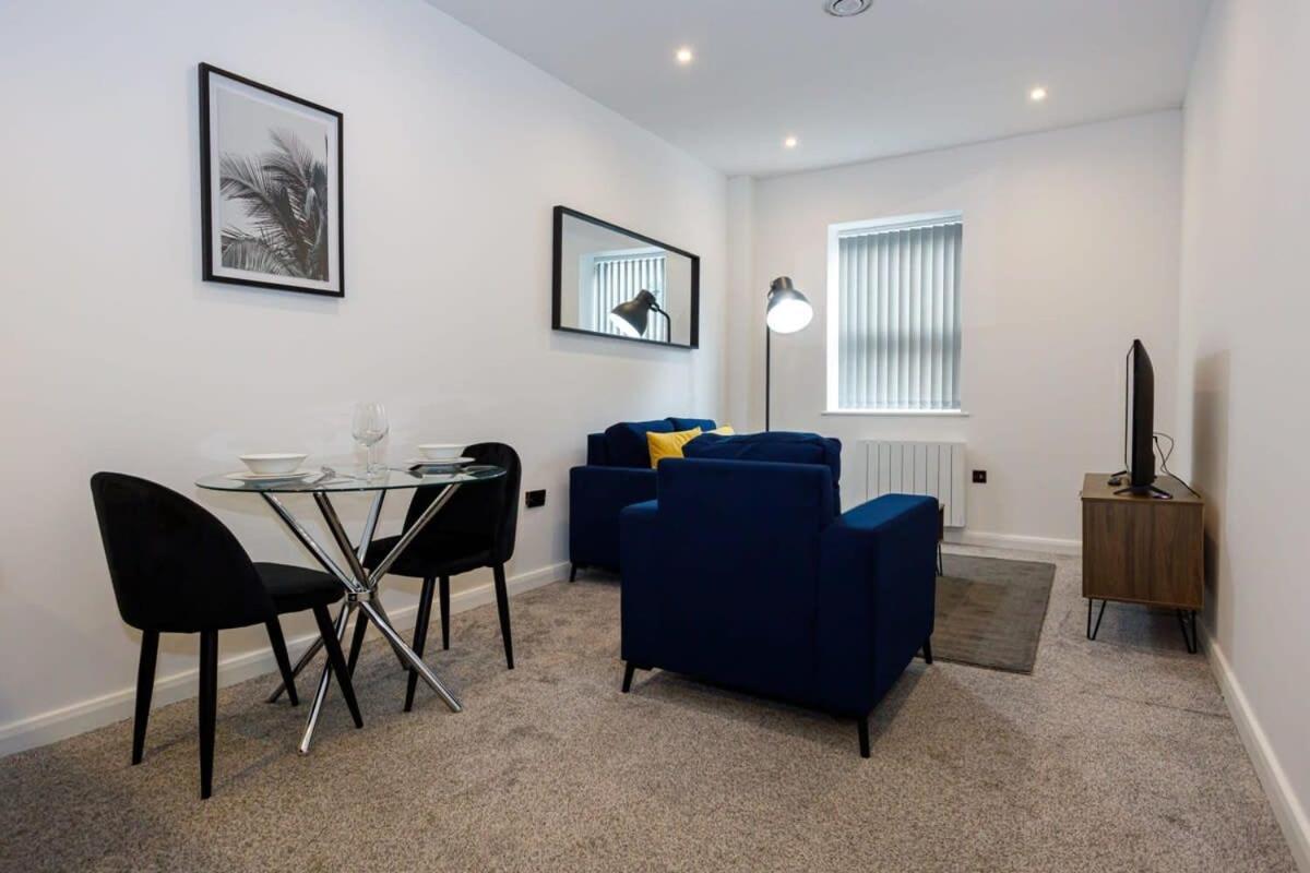 Contemporary 1 Bed Apartment Central Bolton Esterno foto