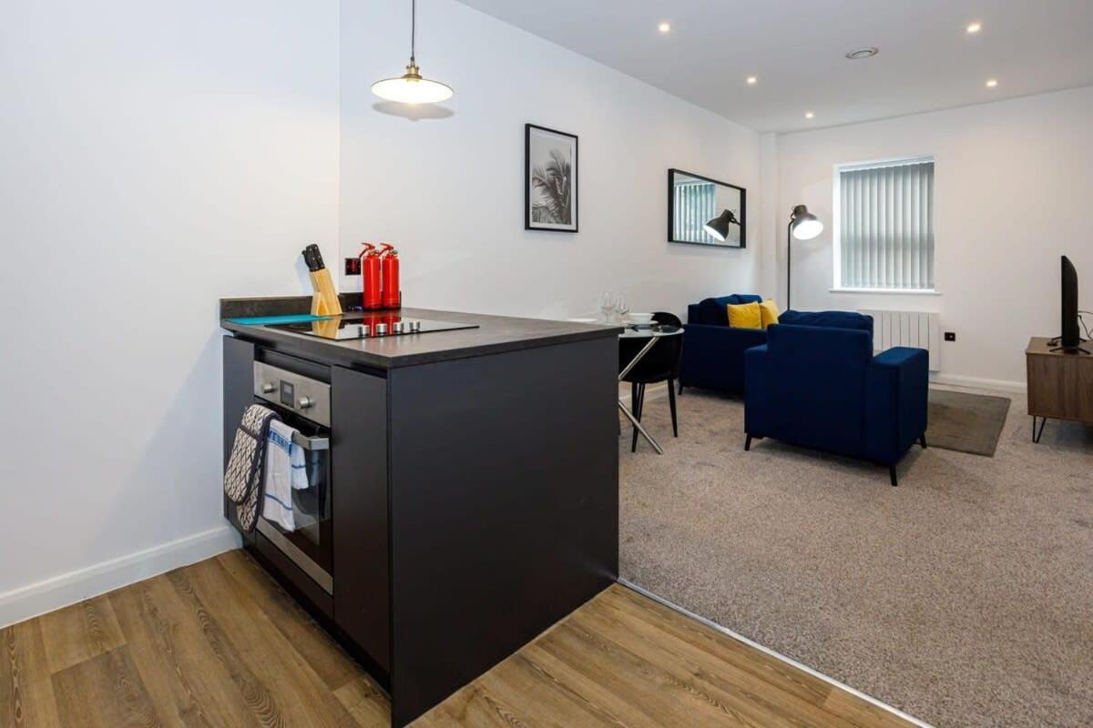 Contemporary 1 Bed Apartment Central Bolton Esterno foto